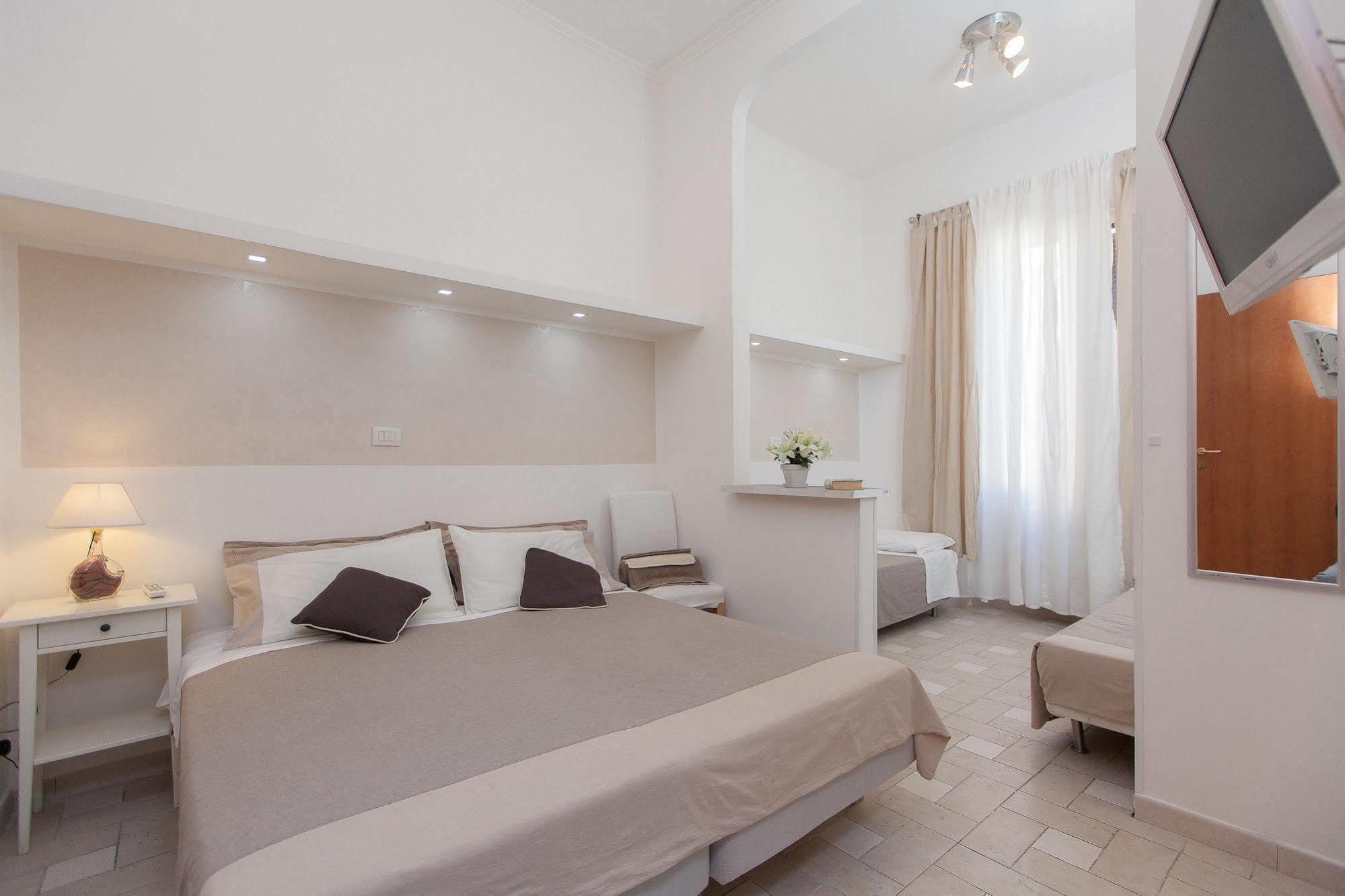 San Peter Angels Hotel Рим Екстериор снимка
